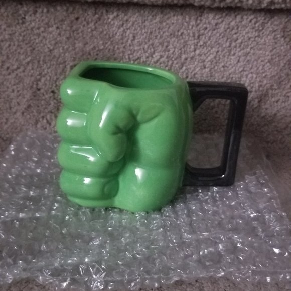 Marvel Collection 3D Ceramic Mug, Hulk Fist - Picture 3 of 5